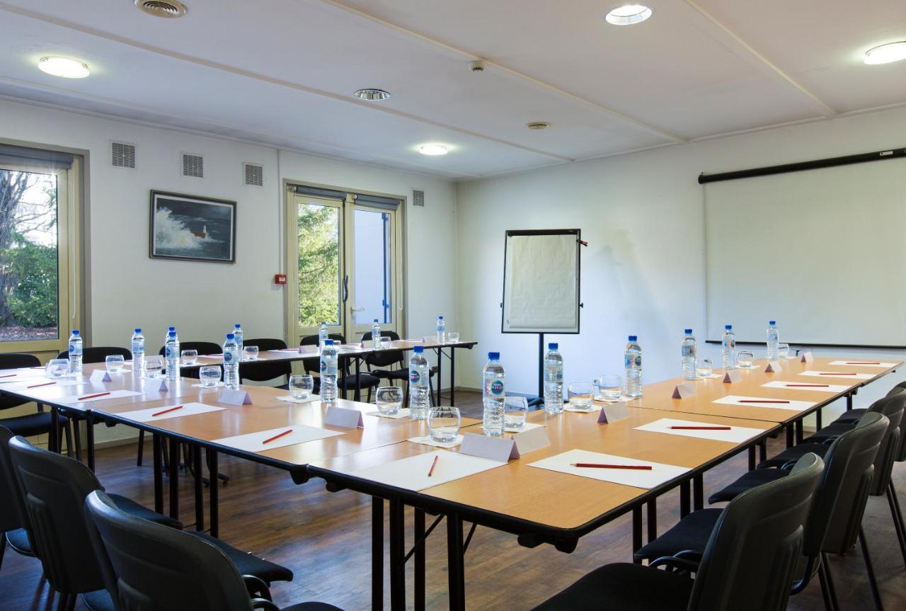 Comfort Hotel Grenoble Мелон Екстериор снимка