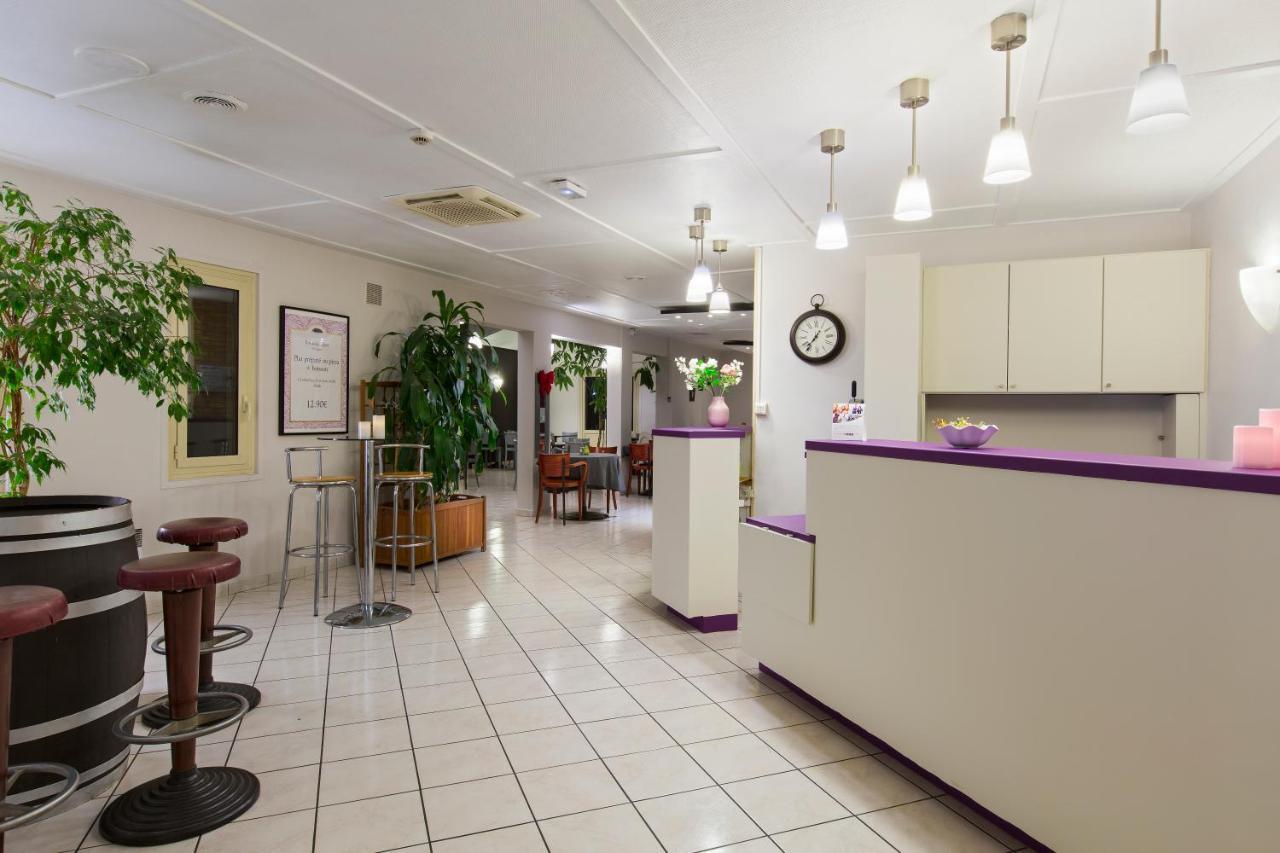 Comfort Hotel Grenoble Мелон Екстериор снимка