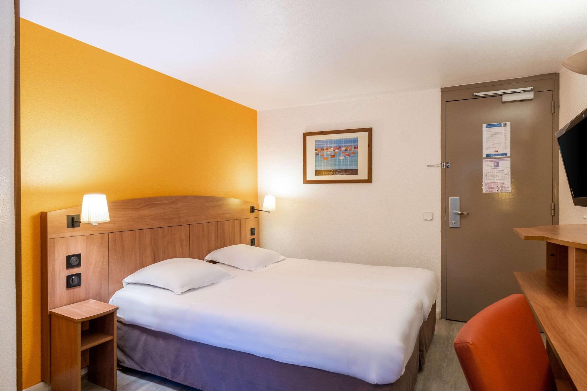 Comfort Hotel Grenoble Мелон Екстериор снимка