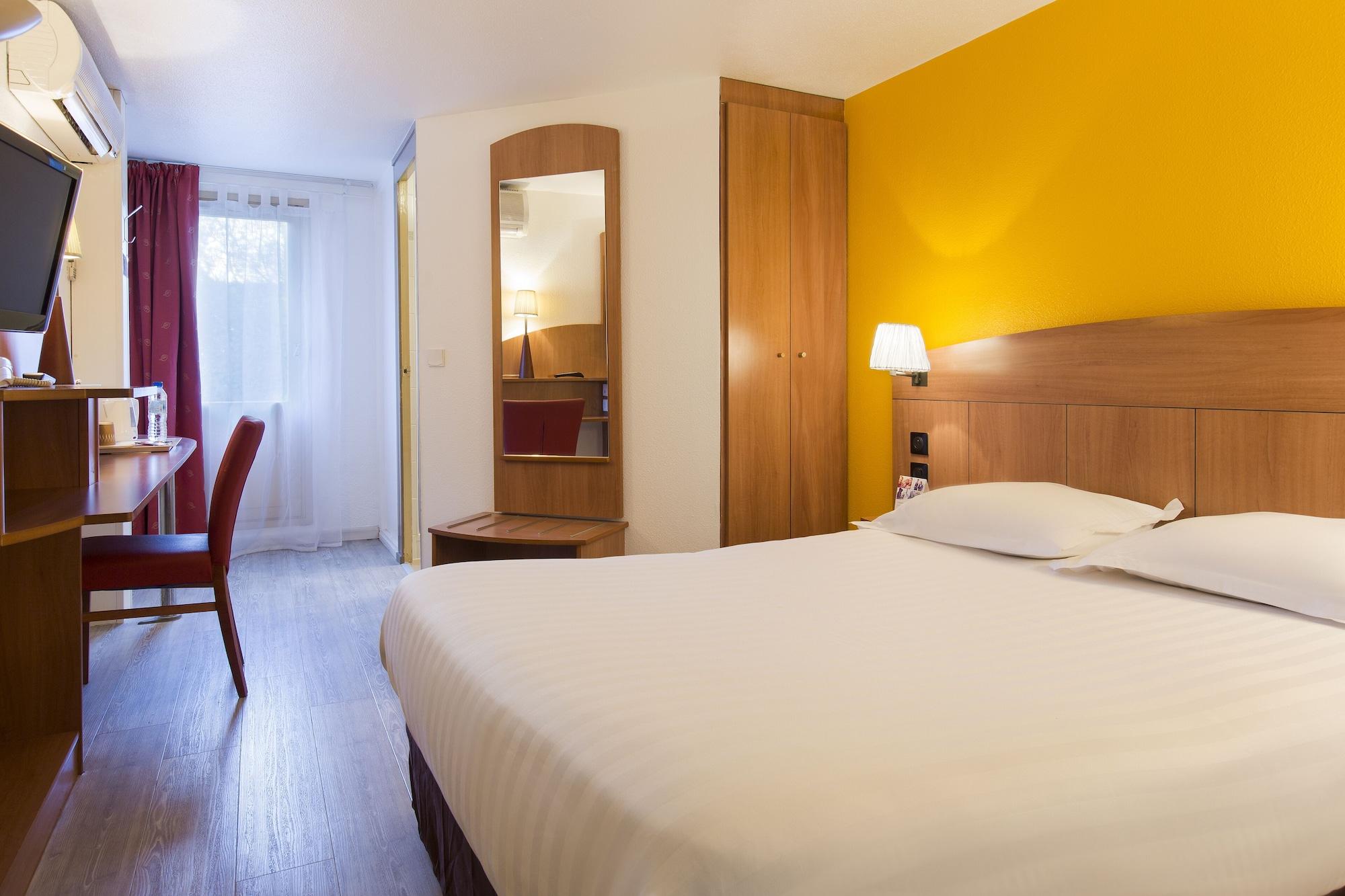 Comfort Hotel Grenoble Мелон Екстериор снимка