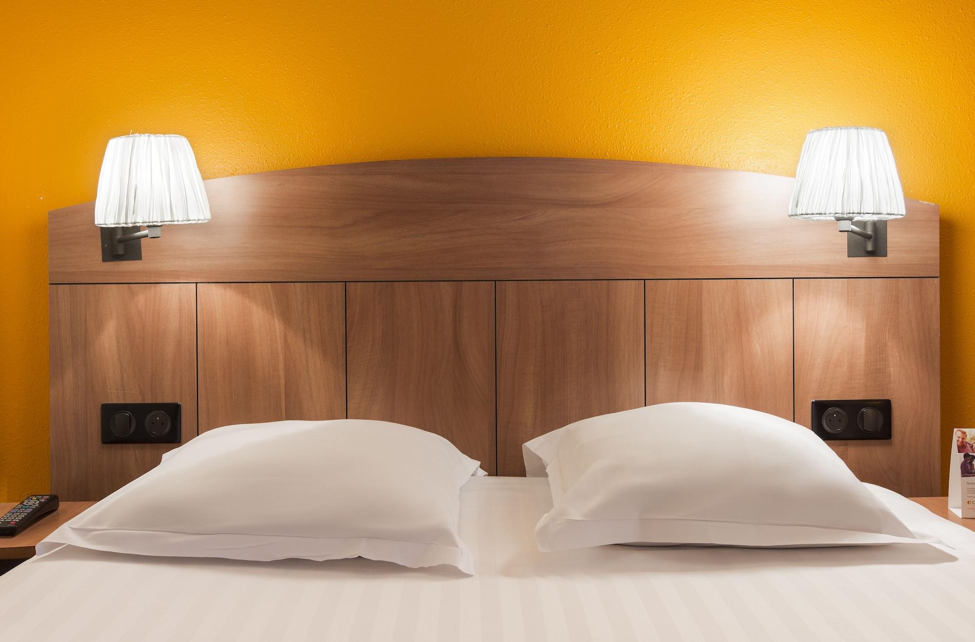 Comfort Hotel Grenoble Мелон Екстериор снимка
