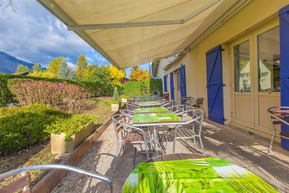Comfort Hotel Grenoble Мелон Екстериор снимка