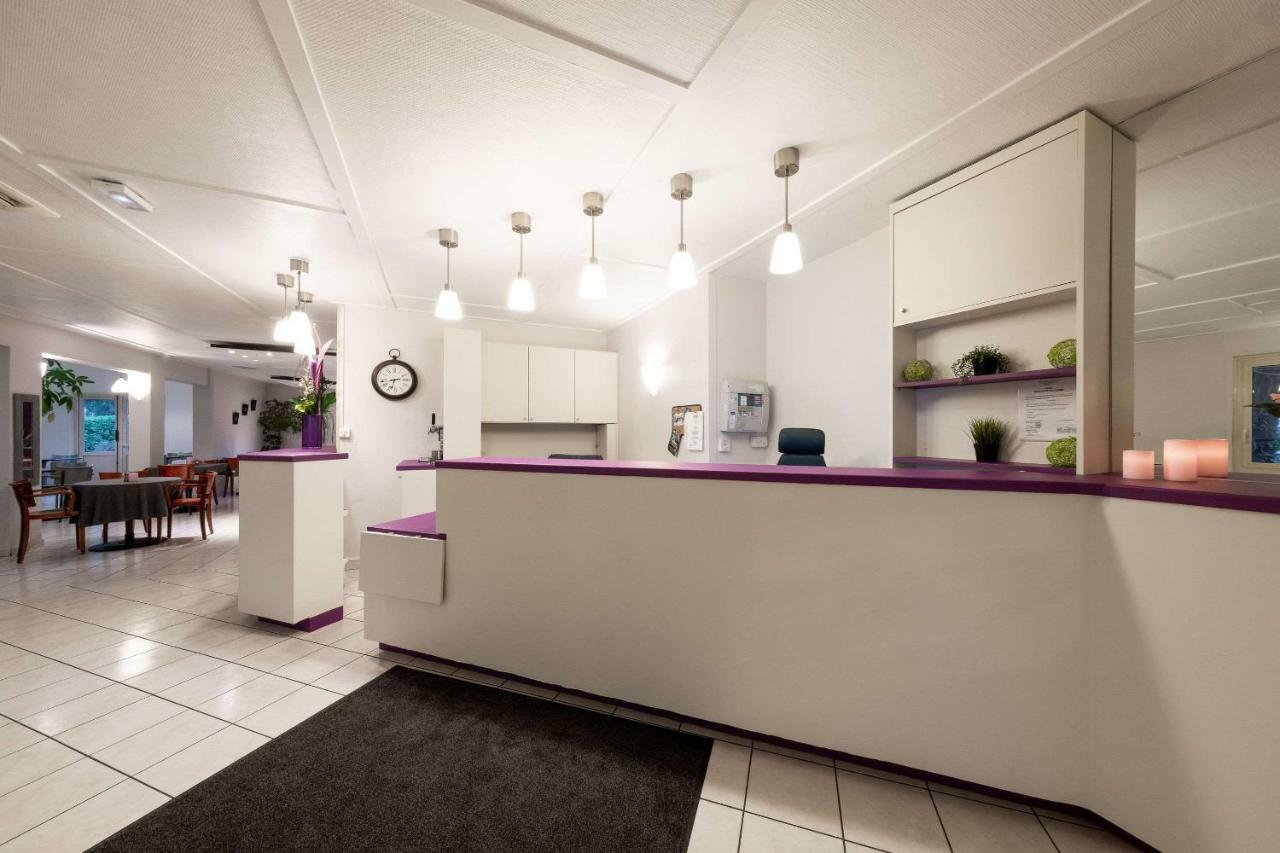 Comfort Hotel Grenoble Мелон Екстериор снимка
