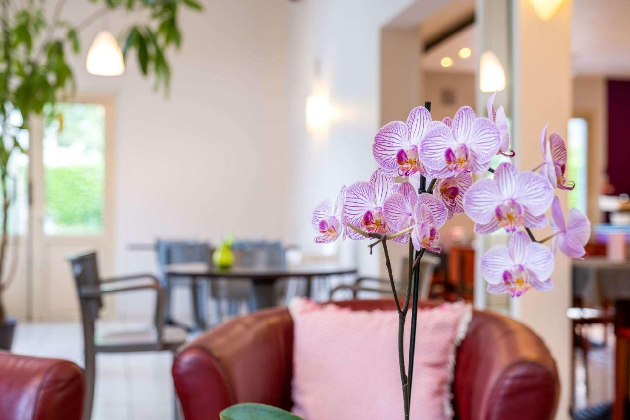 Comfort Hotel Grenoble Мелон Екстериор снимка